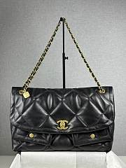 Chanel 25k Hobo Bag Black 45x27x10cm - 1