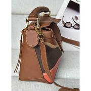 Loewe Small Puzzle Edge Landscape Bag Calfskin Pecan / Parrot Pink 24cm - 5