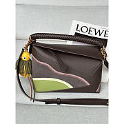 Loewe Small Puzzle Edge Landscape Bag Calfskin Chocolate / Light Moss 24cm - 1