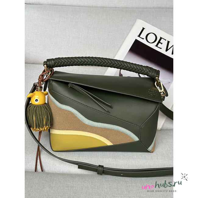 Loewe Small Puzzle Edge Landscape Bag Calfskin Bottle Green / Ochre 24cm - 1