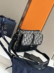 Dior 8 Bag with Strap Beige and Black 26x18x6cm - 3