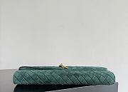 Bottega Veneta Andiamo Clutch Intrecciato suede green - 31*13*3cm - 5