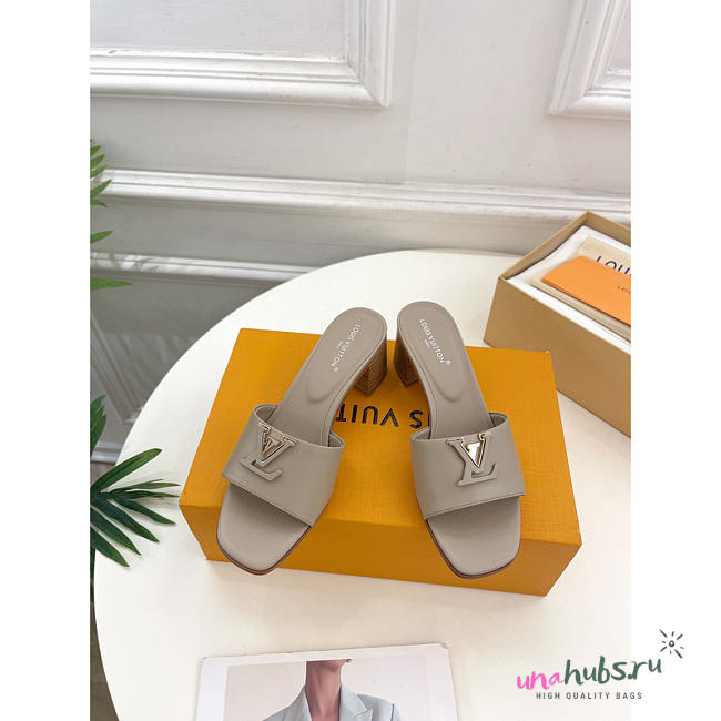 Louis Vuitton LV Mare Mule Sandals Galet Gray 4.5cm - 1