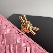 Bottega Veneta Knot Pleated Leather Clutch Bag In Pink 20.5x6x12cm - 5