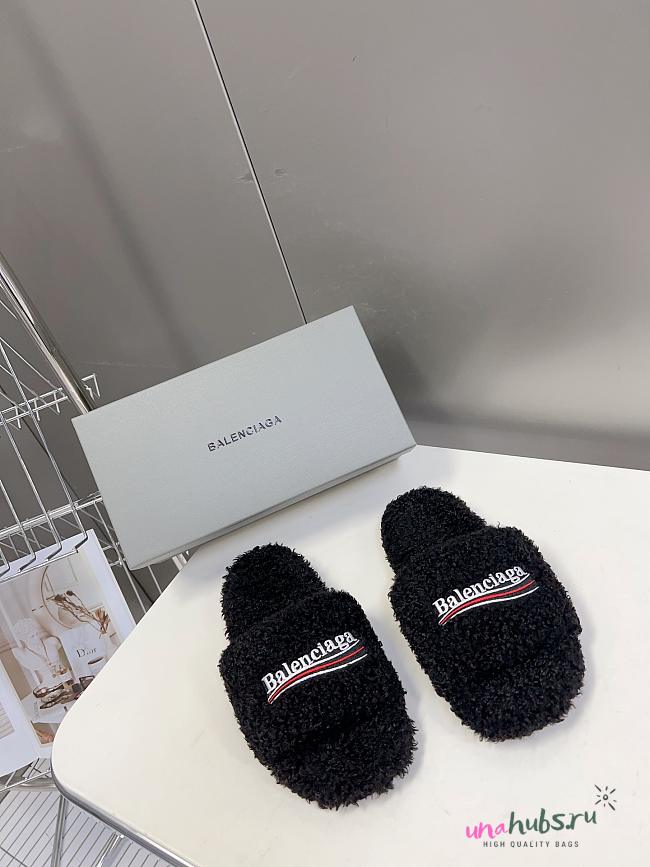 Balenciaga Furry Slide Black - 1