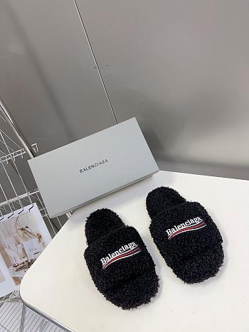 Balenciaga Furry Slide Black