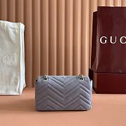 Gucci Marmont Small shoulder bag Grey Suede 22x15x6cm - 3