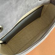 Gucci Marmont Small shoulder bag Grey Suede 22x15x6cm - 2