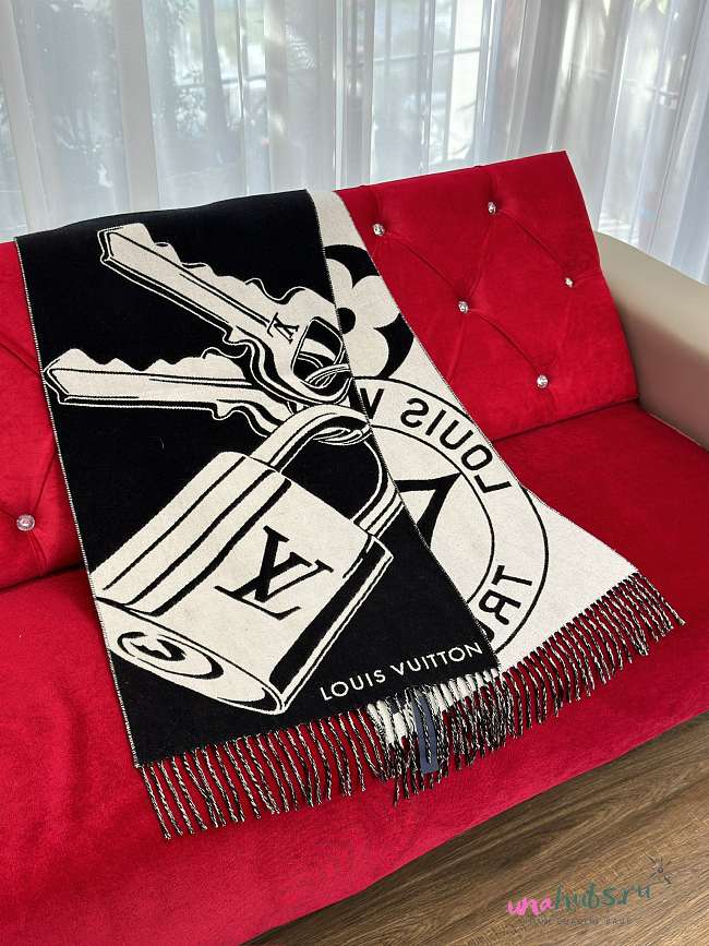Louis Vuitton Lock and Keys Scarf 45x195cm - 1
