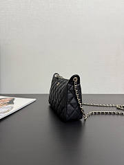 Chanel 25A Clutch on Chain in Black Caviar 21x12x5.5cm - 4