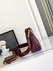Prada Re-edition Burgundy Saffiano 22x18x6.5cm - 3