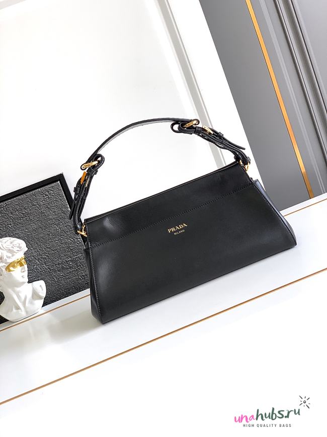 Prada Chic top handle Black shoulder bag 32.5x15.5x11cm - 1