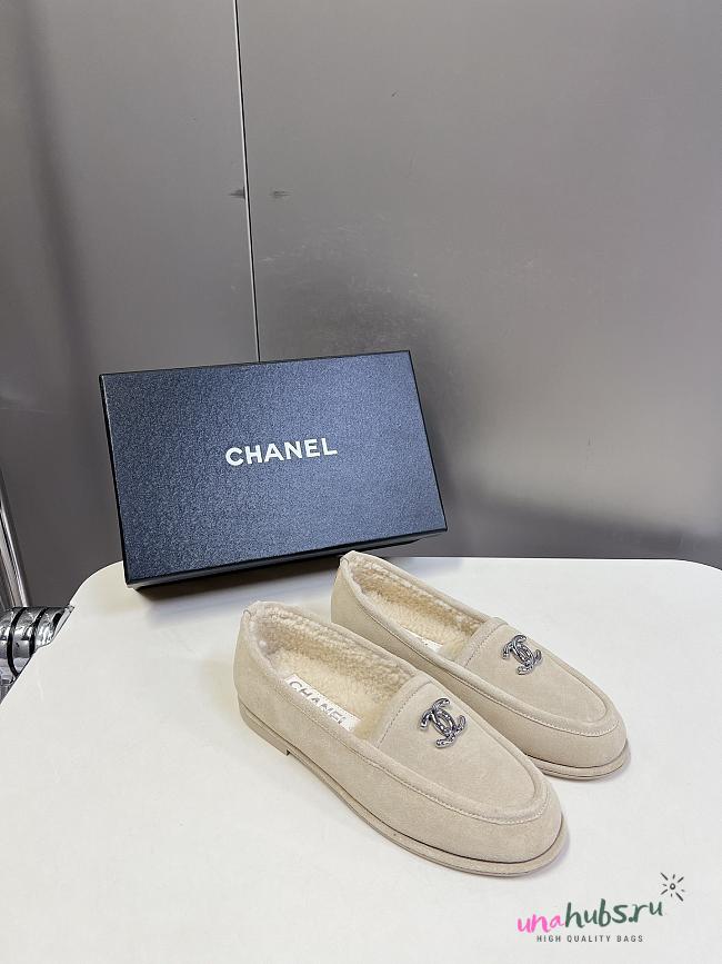 Chanel Cream Loafer - 1