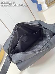 Louis Vuitton Boarding Messenger Black 24x18x9cm - 4