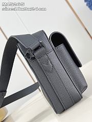 Louis Vuitton Boarding Messenger Black 24x18x9cm - 2