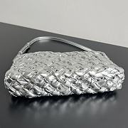 Bottega Veneta Kalimero Cha-Cha Shoulder Bag Silver 28.5x15x6cm - 3