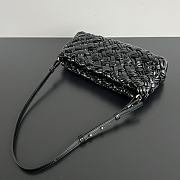 Bottega Veneta Kalimero Cha-Cha Shoulder Bag Black 28.5x15x6cm - 4