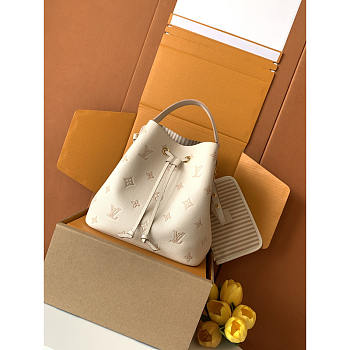 Louis Vuitton Neonoe MM Handbag Light Beige 26x26x17.5cm
