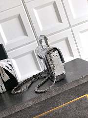 Chanel Flap Bag Top Handle Silver Patent 18x4.5x13cm - 2