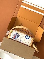 Louis Vuitton Side Trunk MM Monogram Dune 23.5x16x8.5cm - 5