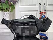 Louis Vuitton Rush Bumbag Black 30x15x8cm - 1
