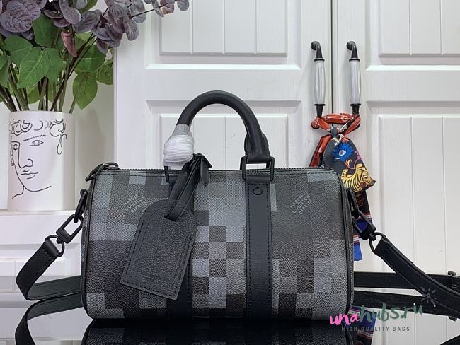Louis Vuitton Keepall Bandoulière 25 Black 25x15x11cm - 1
