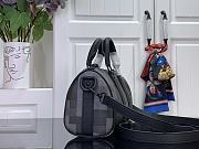 Louis Vuitton Keepall Bandoulière 25 Black 25x15x11cm - 4