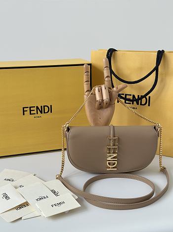 Fendi Fendigraphy Wallet on Chain Beige 20.5x13x3.5cm