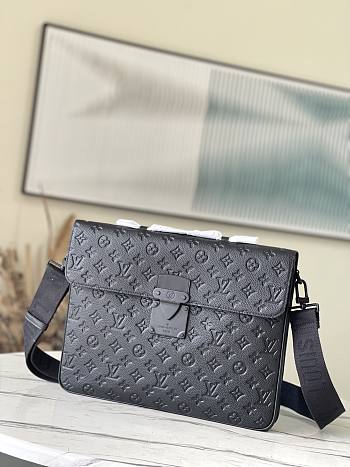 Louis Vuitton S-Lock Briefcase Black 39x30x8cm