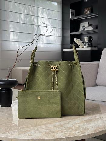 Chanel 25 Handbag Green Suede 40x30x15cm
