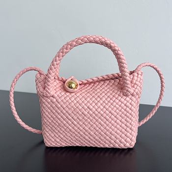 Bottega Veneta Tosca Pink Shoulder Bag 20x15.5x7cm