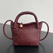 Bottega Veneta Tosca Burgundy Shoulder Bag 20x15.5x7cm - 1