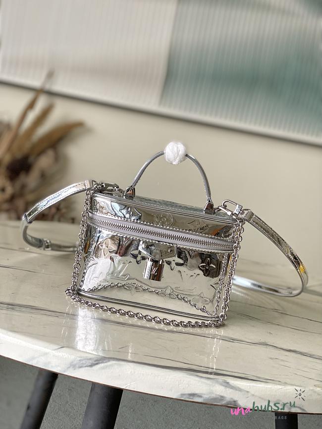 Louis Vuitton Vanity Chain Pouch Silver 19x6.5x11.5cm - 1