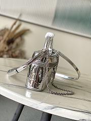Louis Vuitton Vanity Chain Pouch Silver 19x6.5x11.5cm - 4