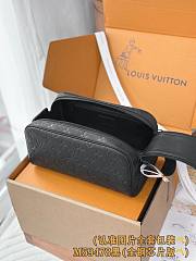 Louis Vuitton Dopp Kit Black 28x16.5x15cm - 2