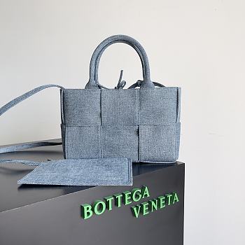 Bottega Veneta Small Candy Arco Denim Tote Bag 25x16x8cm
