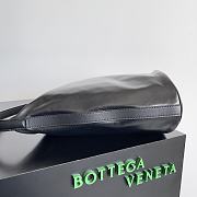 Bottega Veneta Hobo Black Bag 31x23x14cm - 4