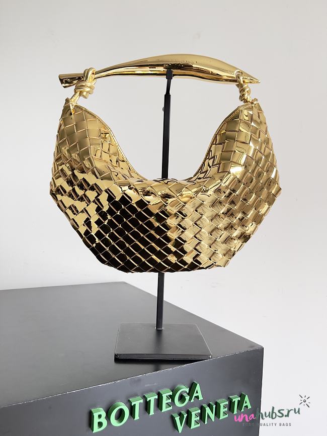 Bottega Veneta Sardine Gold Bag 36x24x3cm - 1