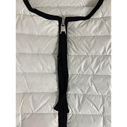 Moncler Baillet Down Coat White - 4