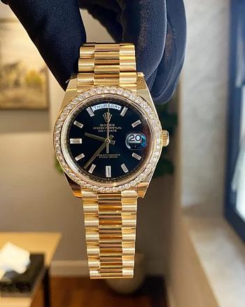 Rolex Day-Date 40mm Yellow Gold Black Diamond Watch
