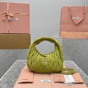 Miu Miu Wander matelassé suede bag green 20x17x6cm - 1