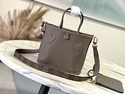 Louis Vuitton Neverfull Bandoulière Inside Out BB 24x14x9cm - 4