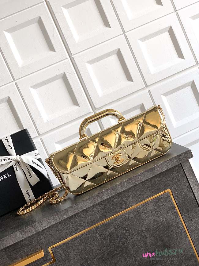 Chanel Long Flap Bag Top Handle Gold Patent 29x12x5cm - 1