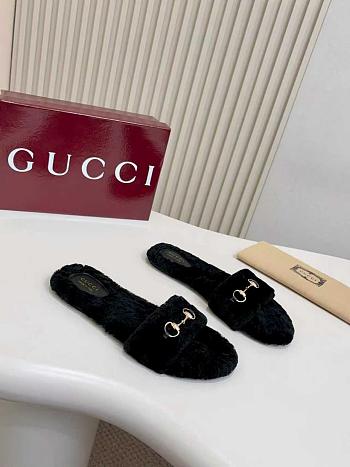 Gucci slide with Horsebit black
