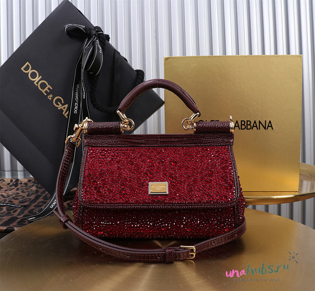 Dolce & Gabbana Small Sicily Handbag In Burgundy 18x11x6cm - 1