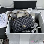 Chanel Medium Flap Bag Black Caviar Gold 25cm - 2