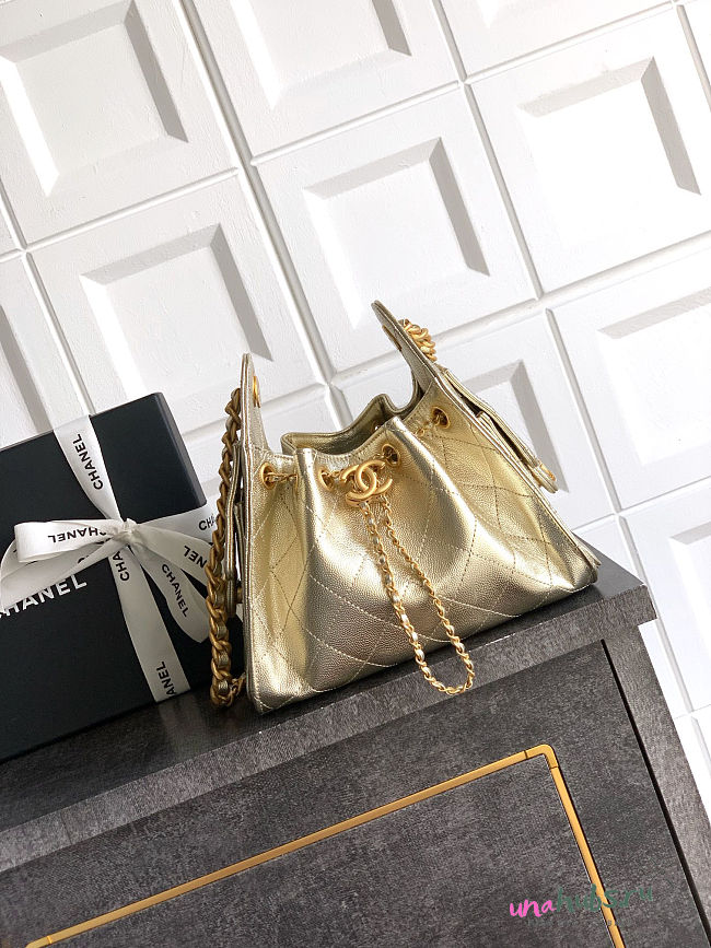 Chanel Mini 25 Handbag Gold Caviar 22x20x12.5cm - 1