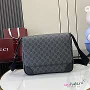 Gucci GG Emblem medium crossbody bag in black fabric 29x 23x 7.5cm - 1