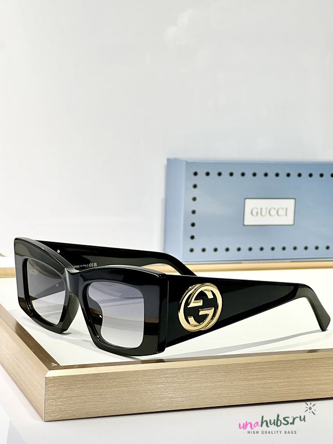Gucci Sunglasses 04 - 1