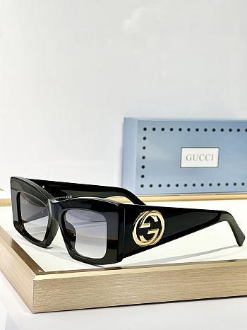 Gucci Sunglasses 04